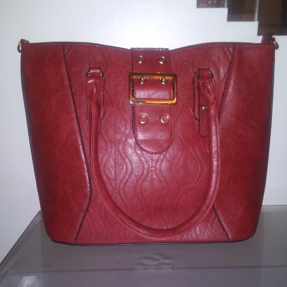 Purses - Picture 3 of 8